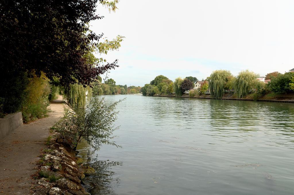 Studios Albri Nogent-sur-Seine Δωμάτιο φωτογραφία